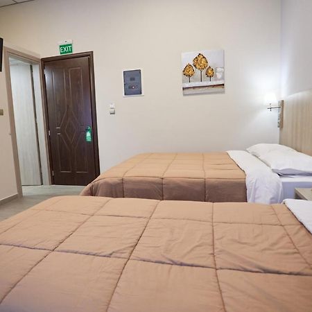 Amalia City Rooms Chios Town Exteriör bild