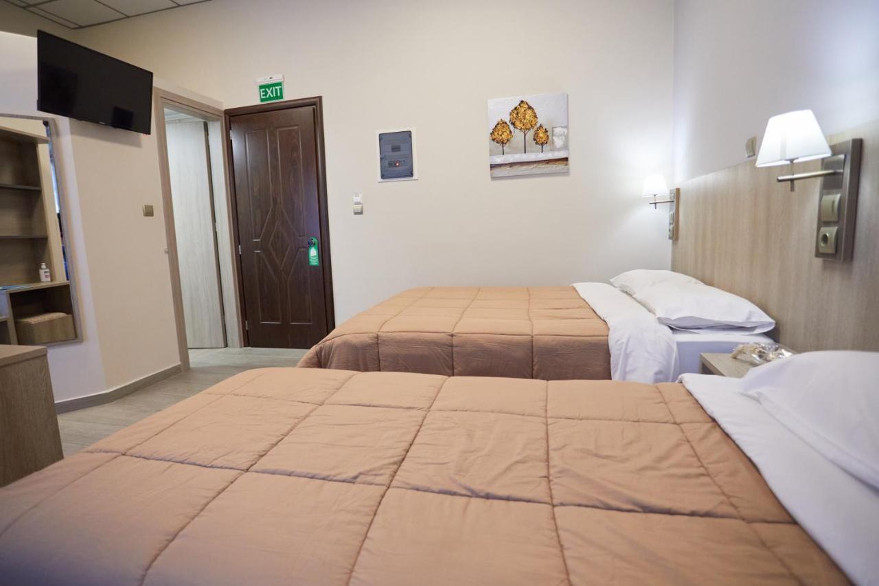 Amalia City Rooms Chios Town Exteriör bild