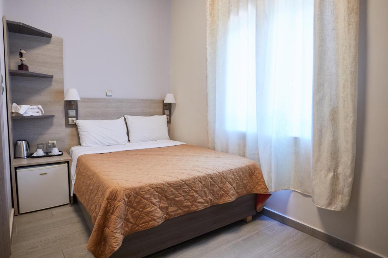 Amalia City Rooms Chios Town Exteriör bild