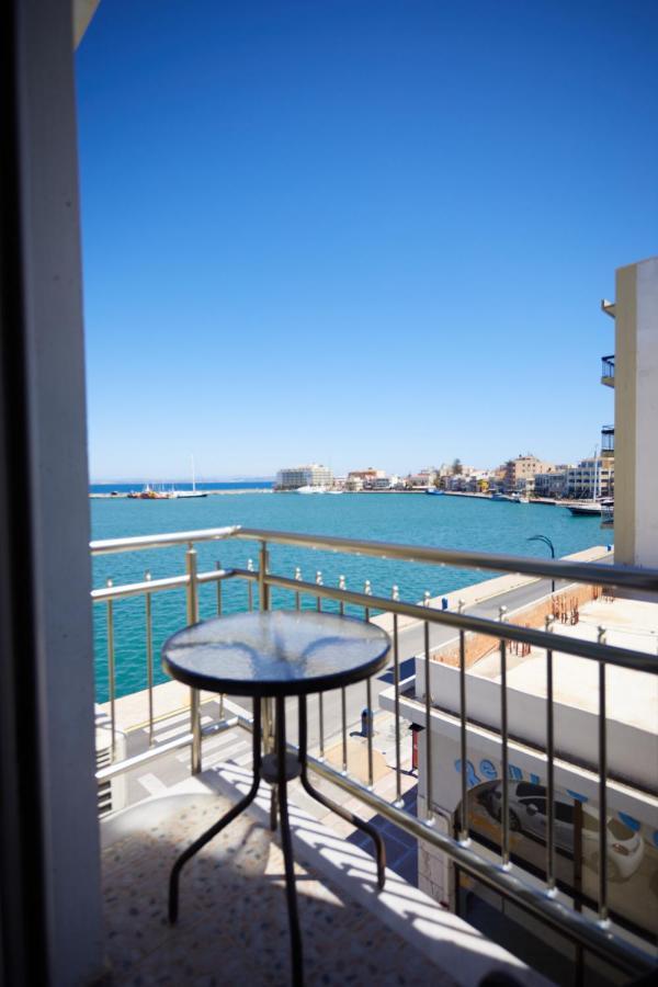 Amalia City Rooms Chios Town Exteriör bild